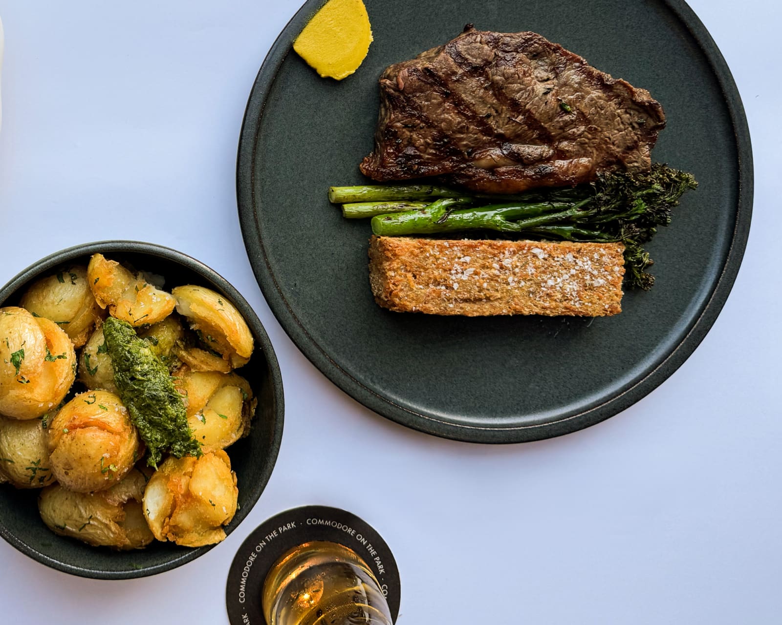 Menu | THE COMMODORE